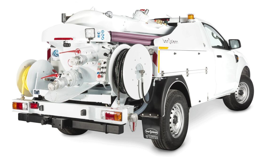 Dégorgement par camion hydrocureur